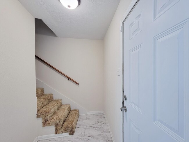 Photo - 1815 Country Village Blvd