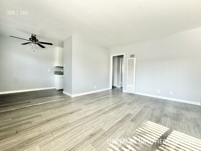 Photo - 1431 Elm Ave Unit 1