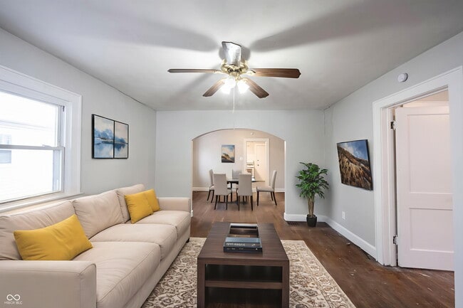 Photo - 2905 E 17th St