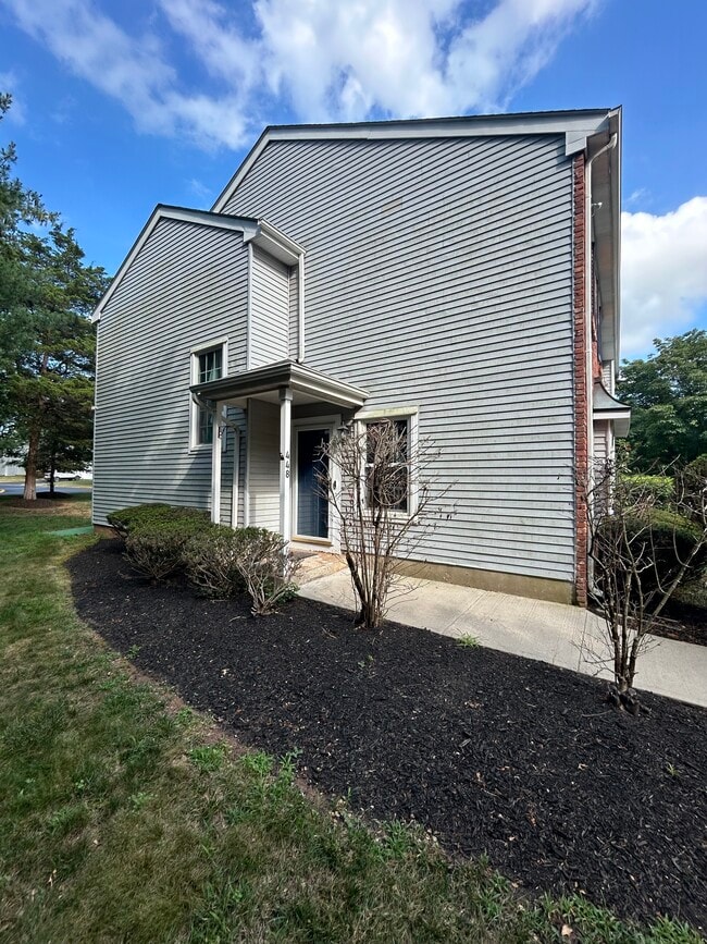 Photo - 448 Saint Giles Ct