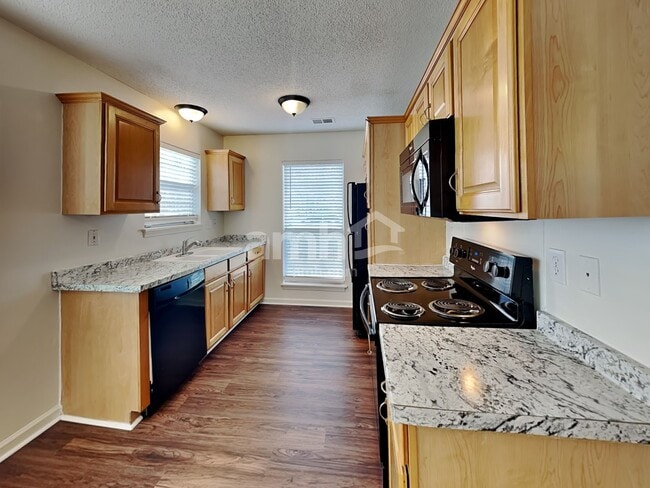 Photo - 2804 Robyns Glen Dr