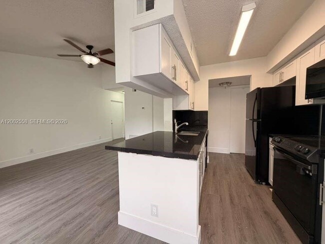 Photo - 5760 Rock Island Rd Unit 330