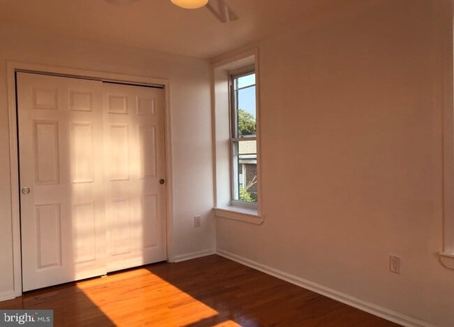 Photo - 1900 W Girard Ave Unit 3F