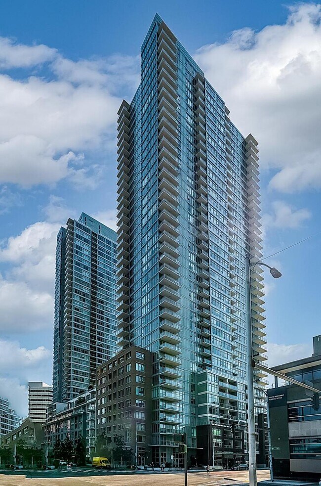 2 bedroom in Seattle WA 98121 - 2 bedroom in Seattle WA 98121 Condo Unit 3202N