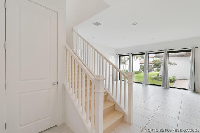 Photo - 13351 Machiavelli Way