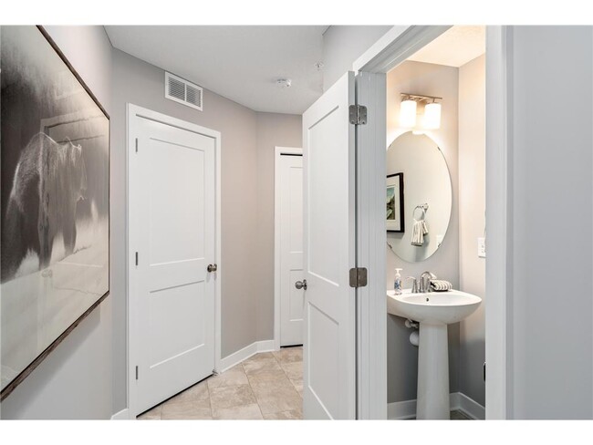 Photo - 5289 Long Pointe Pass