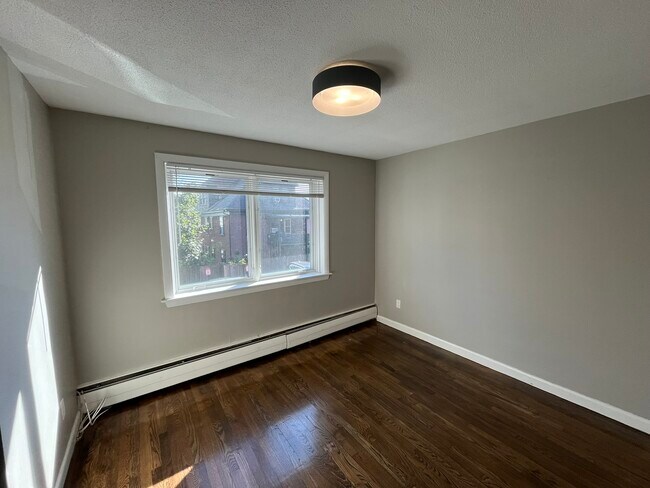 Photo - 34 Evergreen St Apartments Unit 50-28