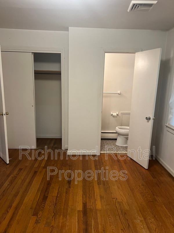 Photo - 2520 Farrand St