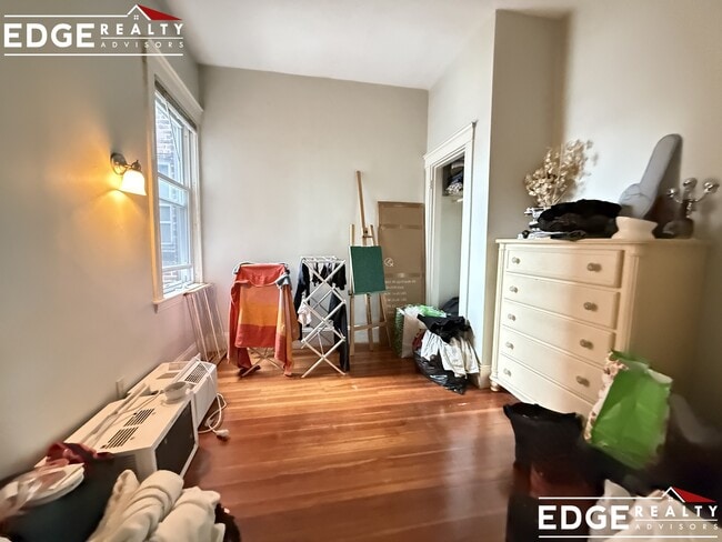 Photo - 77 Easton St Unit 2