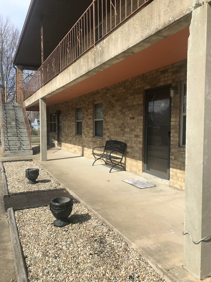 Photo - 2886 Legion Park Dr Unit 1