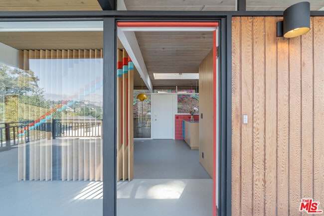 Photo - 1404 Oak Grove Dr