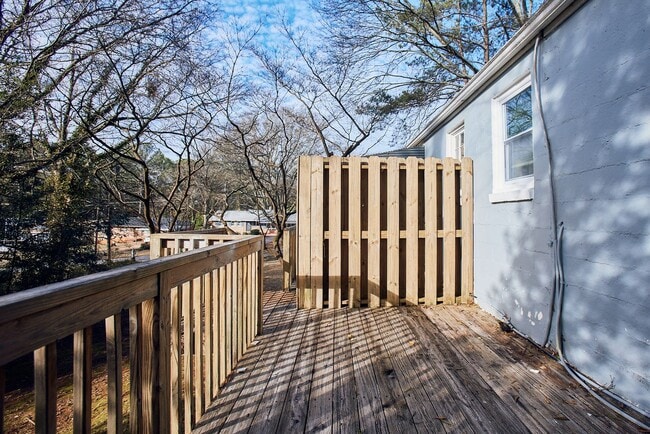 Photo - Midway Unidad Midway 1