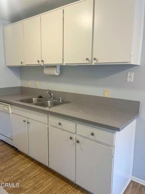 Photo - 951 Warwick Ave Unidad E4