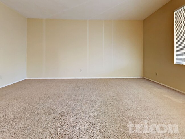 Photo - 4127 W Mission Ln