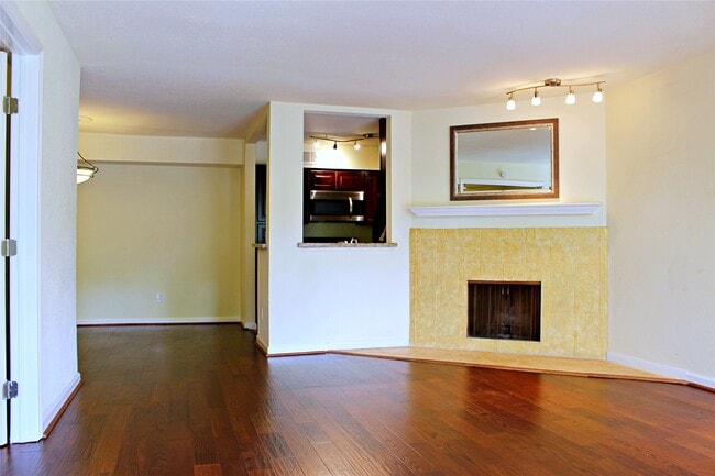 Building Photo - 4635 Wild Indigo St Unit 515