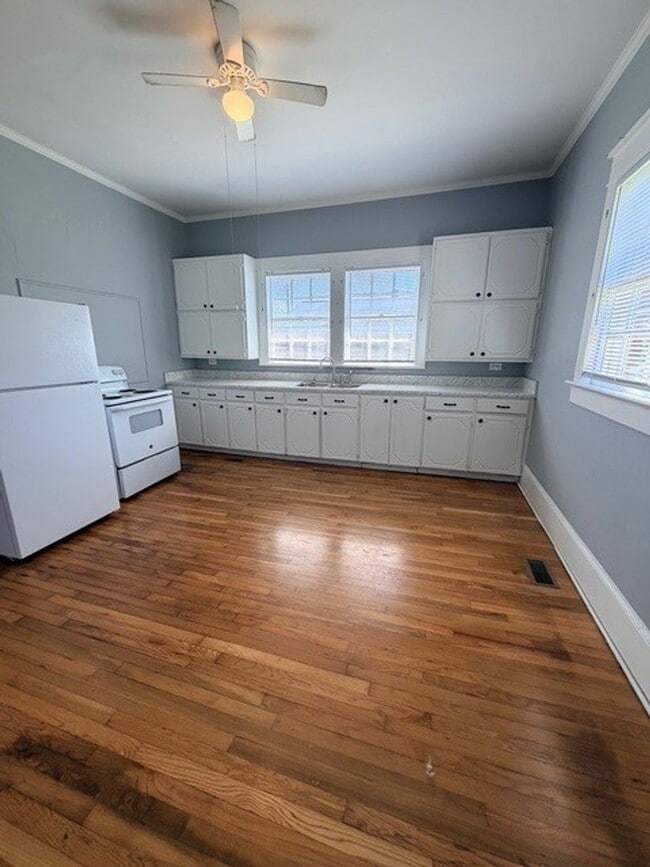 Photo - 312 Sirrine St Unit 312 Sirrine St