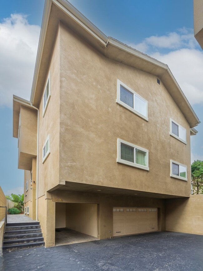 Photo - Spacious and Quiet Hawthorne Home!