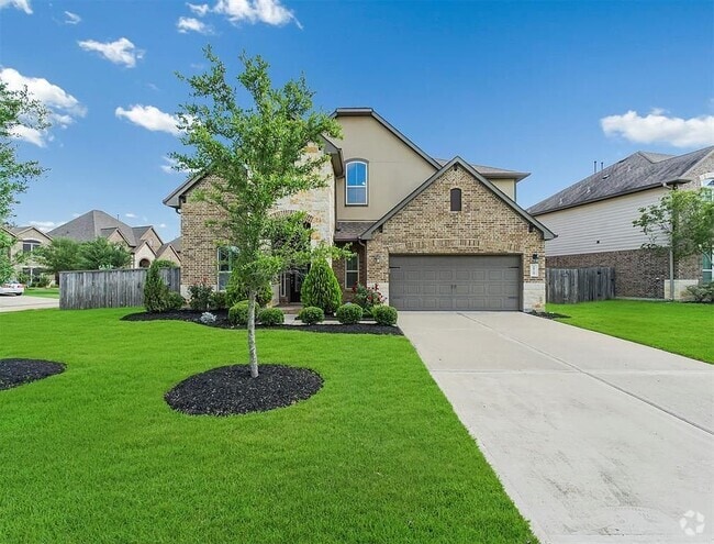 Building Photo - 28710 Brownwood Lake Dr Rental