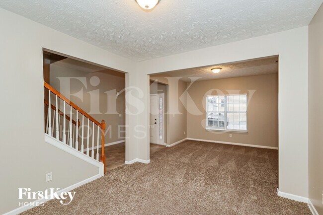 Photo - 3307 Summer Brooke Ln