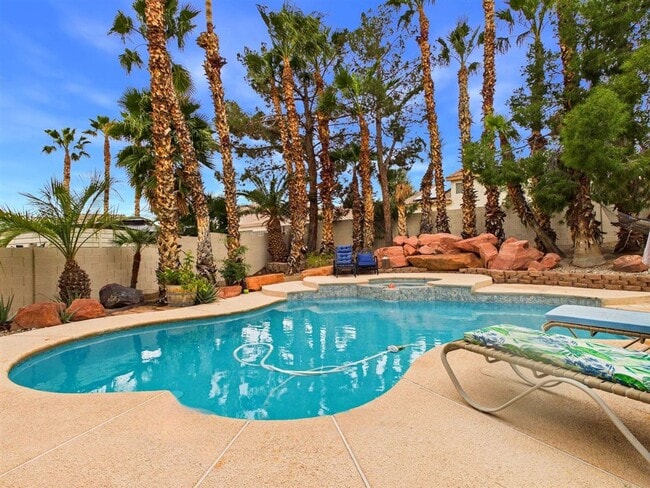 Building Photo - Furnished 3BR Home w/ Pool, Spa & Garage I Move-In Ready in NW Las Vegas