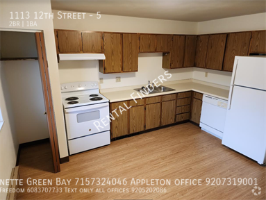 Building Photo - 1113 12th St Unit 5 Rental