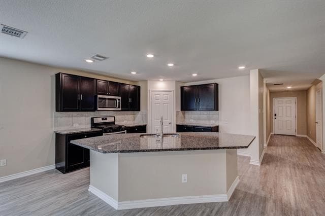 Photo - 2700 Tobias Ln