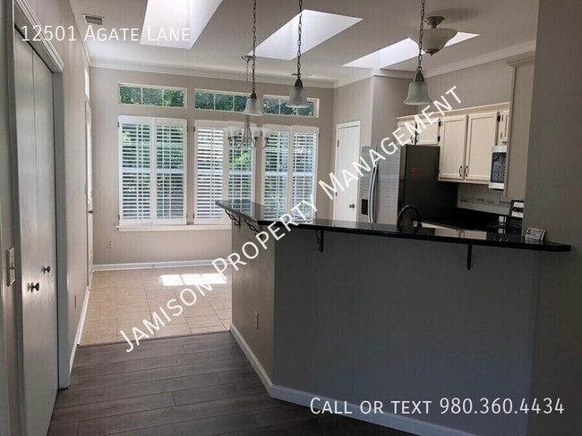 Photo - 12501 Agate Ln