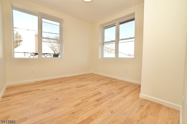 Photo - 15 Palisade Ave Unit 7