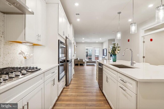 Photo - 104 St Ives Pl Unit 209