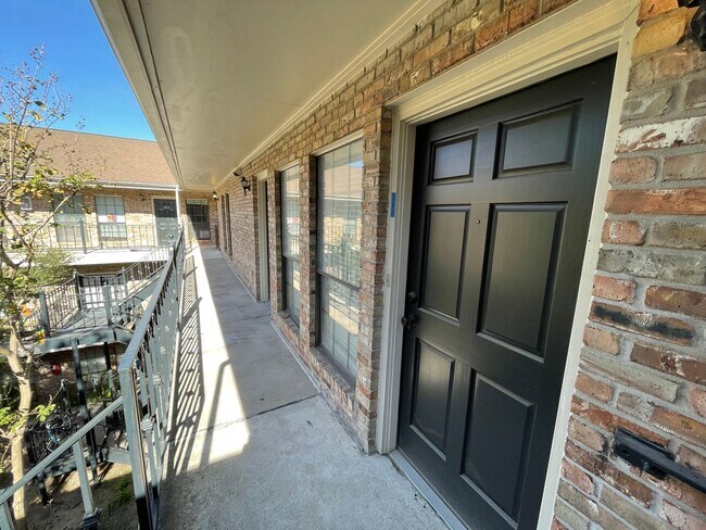 Photo - 2801 Rio Grande Unit 304