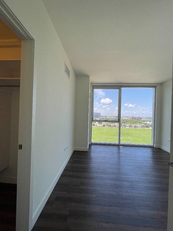 Photo - 905 N Orleans St