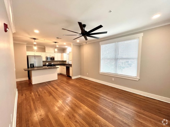 Building Photo - Laney Unit 201 Rental