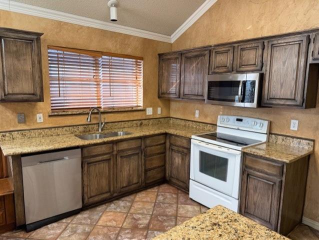 Photo - 8112 Burleigh St