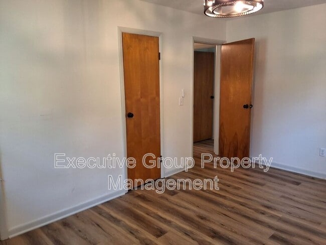 Photo - 626 Smith Ave