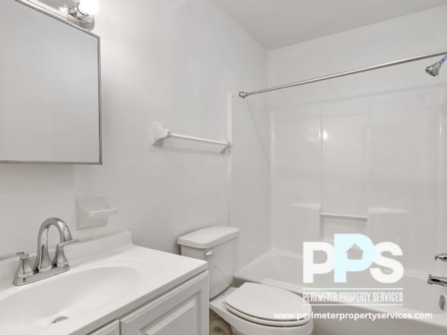 Photo - 1510 Pine Log Rd NE