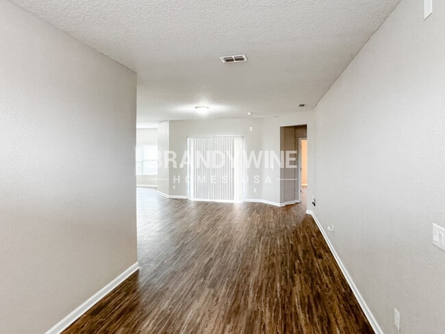 Photo - 95150 Gladiolus Pl