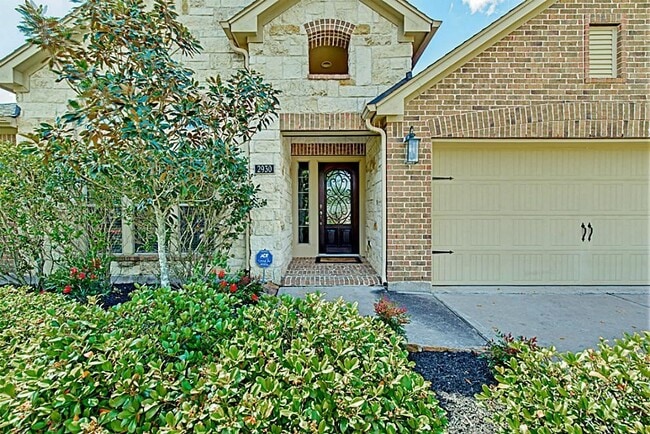 Photo - 2930 Pheobe Trce