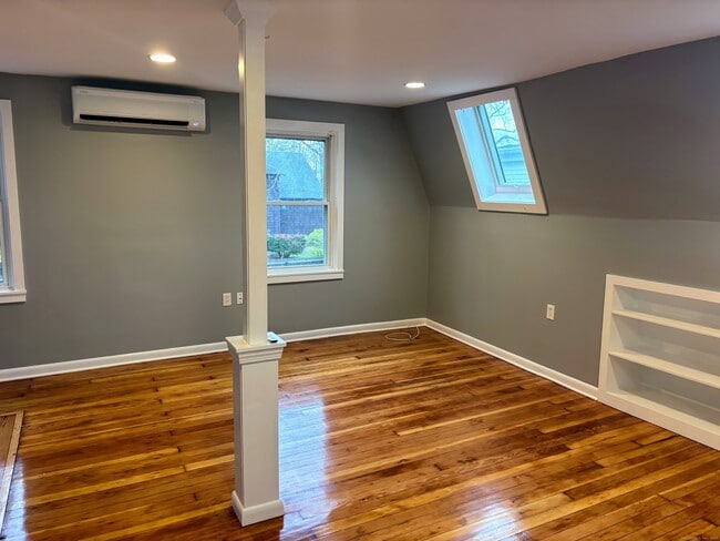 Photo - 88 E Main St