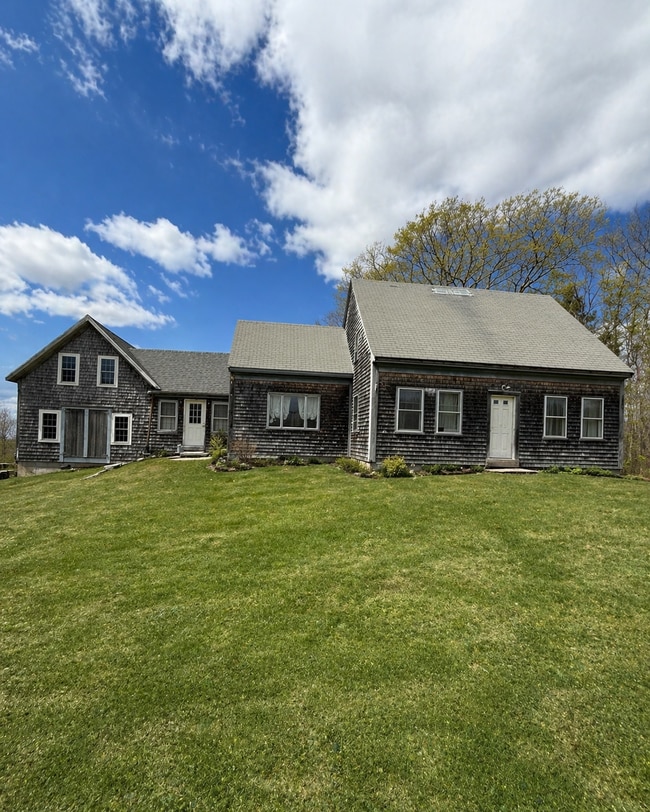 Photo - 882 Jackson Rd