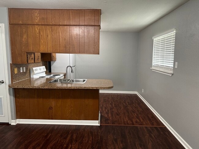 Photo - Clinkenbeard Multi Family Unit 3103-D