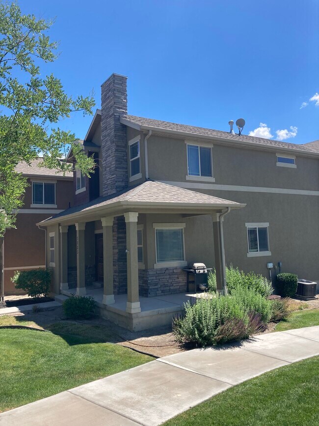 Photo - 3883 E Cunninghill Dr