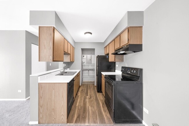 Photo - 2 Bedroom Condo in the Virginia Road Condominiums in Crystal Lake!