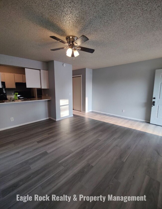 East Tulsa Duplex Townhome Unit for Rent (2 beds & Townhome