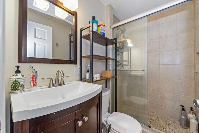 Photo - Central Mission Hill Location, Central Heat/AC, In-Unit Washer, Dryer, Stainless Steel Kitchen Ap...