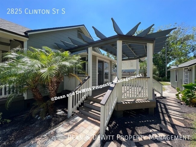 Building Photo - 2825 Clinton St S Rental