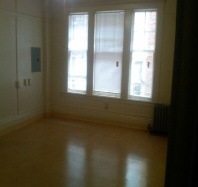 Photo - Sierra Madre Apartments