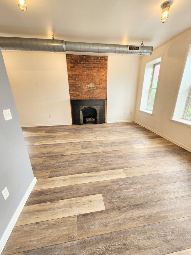 5326 Butler St Unit 2