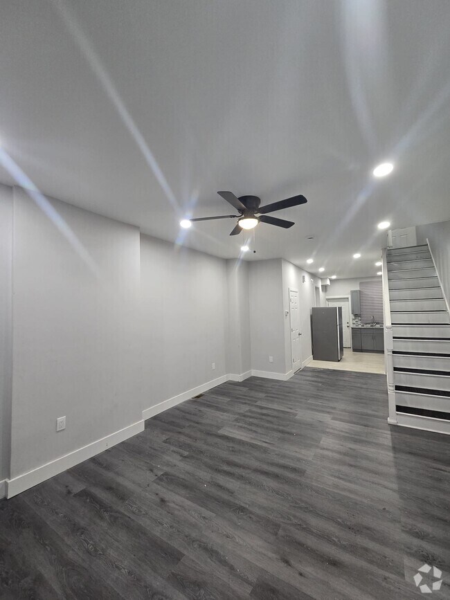 Building Photo - 2128 N Corlies St Rental