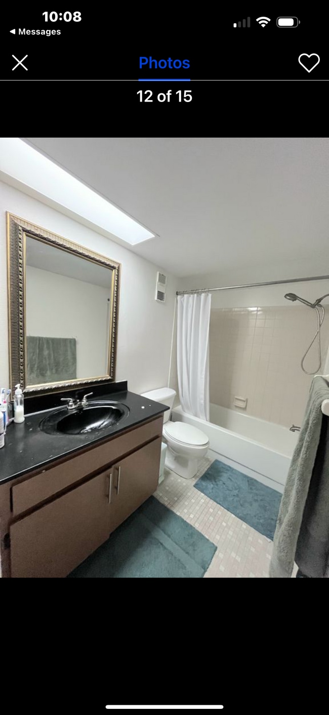 Building Photo - 101 Lake Ave NE Unit 216