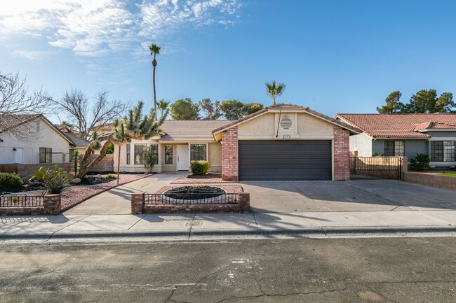 Single story 3 bedroom remodeled home near... - Single story 3 bedroom remodeled home near...